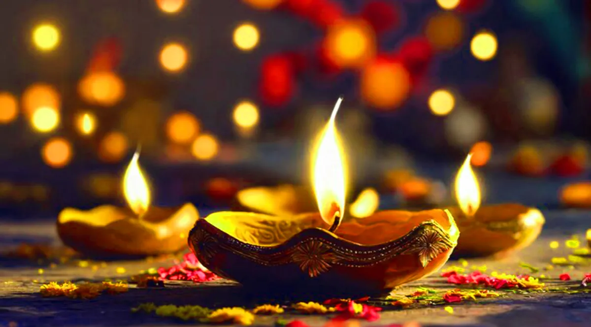 ദീപാവലി ആഘോഷ പരിപാടികൾ ഒക്ടോബർ 22 മുതൽ 24 വരെ കോഴിക്കോടിലെ അപ്പോളോ ഡിമോറയിൽ വെച്ചു നടക്കുന്നു.