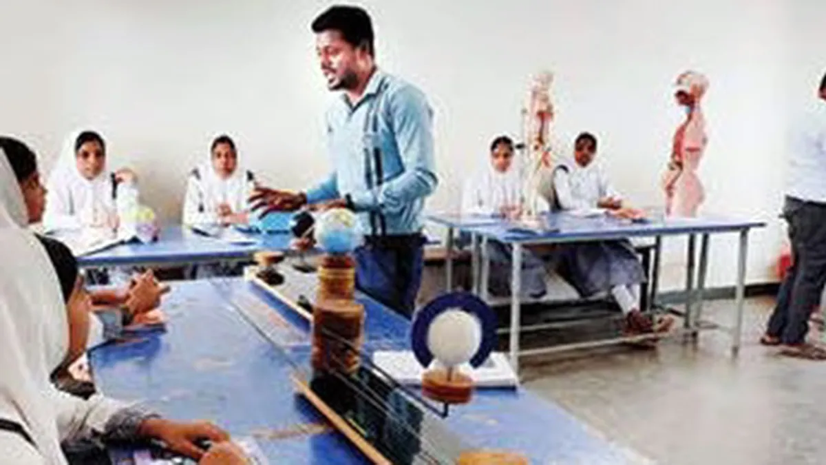 ‘സയൻസ് ഓൺ വീൽസ്’ പര്യടനം സംഘടിപ്പിച്ചു