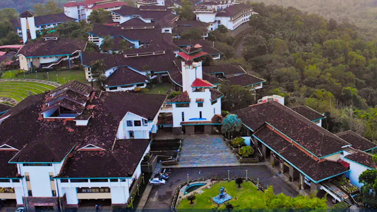 ക്യുഎസ് വേൾഡ് യൂണിവേഴ്സിറ്റി റാങ്കിംഗിൽ കുതിച്ച് ഉയർന്നു കോഴിക്കോട് ഐഐഎം-കെ