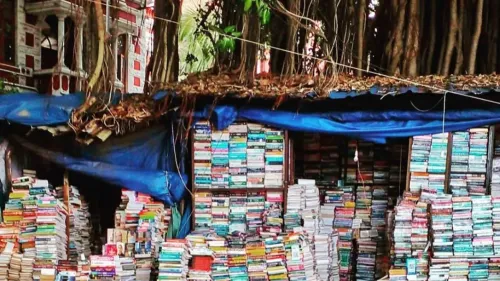സെൻട്രൽ ലൈബ്രറിക്ക് സമീപം പ്രവർത്തിക്കുന്ന പഴയ പുസ്തക കടകൾക്കു  ഒഴിപ്പിക്കൽ നോട്ടീസ് നൽകി 