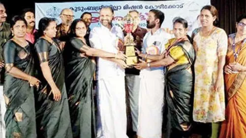 കുടുംബശ്രീ ജില്ലാ കലോത്സവത്തിൽ 37 പോയന്റുകൾ കരസ്ഥമാക്കി കാക്കൂർ സി.ഡി.എസ് ചാമ്പ്യൻമാരായി