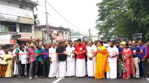 നവീകരിച്ച കോ​ഴി​ക്കോ​ട് സി.​എ​ച്ച് മേല്‍പാ​ലം തുറന്നു