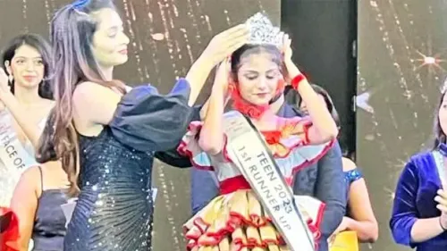 കൗ​മാ​ര​ക്കാ​രു​ടെ ലോ​ക സു​ന്ദ​രി​പ്പ​ട്ടം പ്ര​തീ​ക്ഷി​ച്ച് ഇ​ന്ത്യ​യെ പ്ര​തി​നി​ധാ​നം​ചെ​യ്ത് ക​ട​ലു​ണ്ടി​യി​ൽ​നി​ന്ന് ശി​വാ​നി പ്ര​ഭു