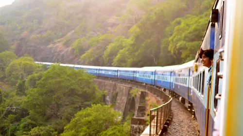 പ്ര​ശ​സ്ത ടൂ​റി​സ്റ്റ് കേ​ന്ദ്ര​ങ്ങ​ൾ  സ​ന്ദ​ർ​ശി​ക്കാ​ൻ അ​വ​സ​ര​മൊ​രു​ക്കി ഐ.​ആ​ർ.​സി.​ടി.​സി ഭാ​ര​ത് ഗൗ​ര​വ് ട്രെ​യി​ൻ 