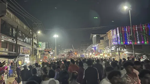 കാടലുണ്ടി വാവുത്സവത്തിനു ജനപ്രവാഹം ഒഴുകിയെത്തി 