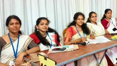 61ാമത് സംസ്ഥാന സ്കൂൾ കലോത്സവത്തിൽ പുതുചരിത്രമെഴുതി അധ്യാപികമാർ